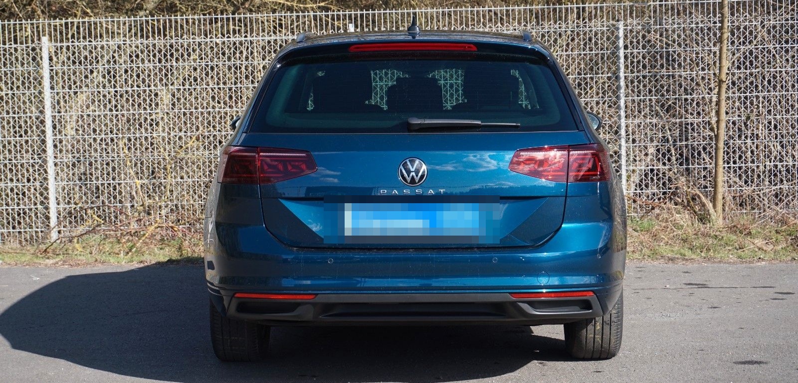 Volkswagen Passat Variant Business ACC/TWA/360°/H&k/Massage foto 4