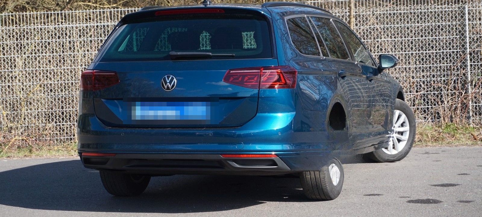 Volkswagen Passat Variant Business ACC/TWA/360°/H&k/Massage foto 6