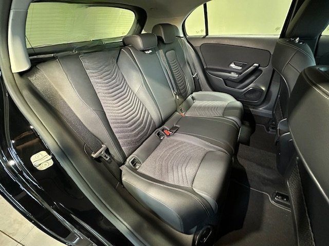 Mercedes-Benz A 180 d Advanced 8-DCT/MBUX/LED/SHZ/Kamera/DAB+ foto 11