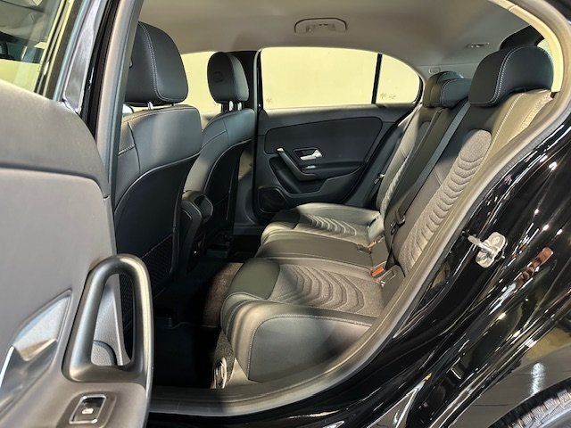 Mercedes-Benz A 180 d Advanced 8-DCT/MBUX/LED/SHZ/Kamera/DAB+ foto 10