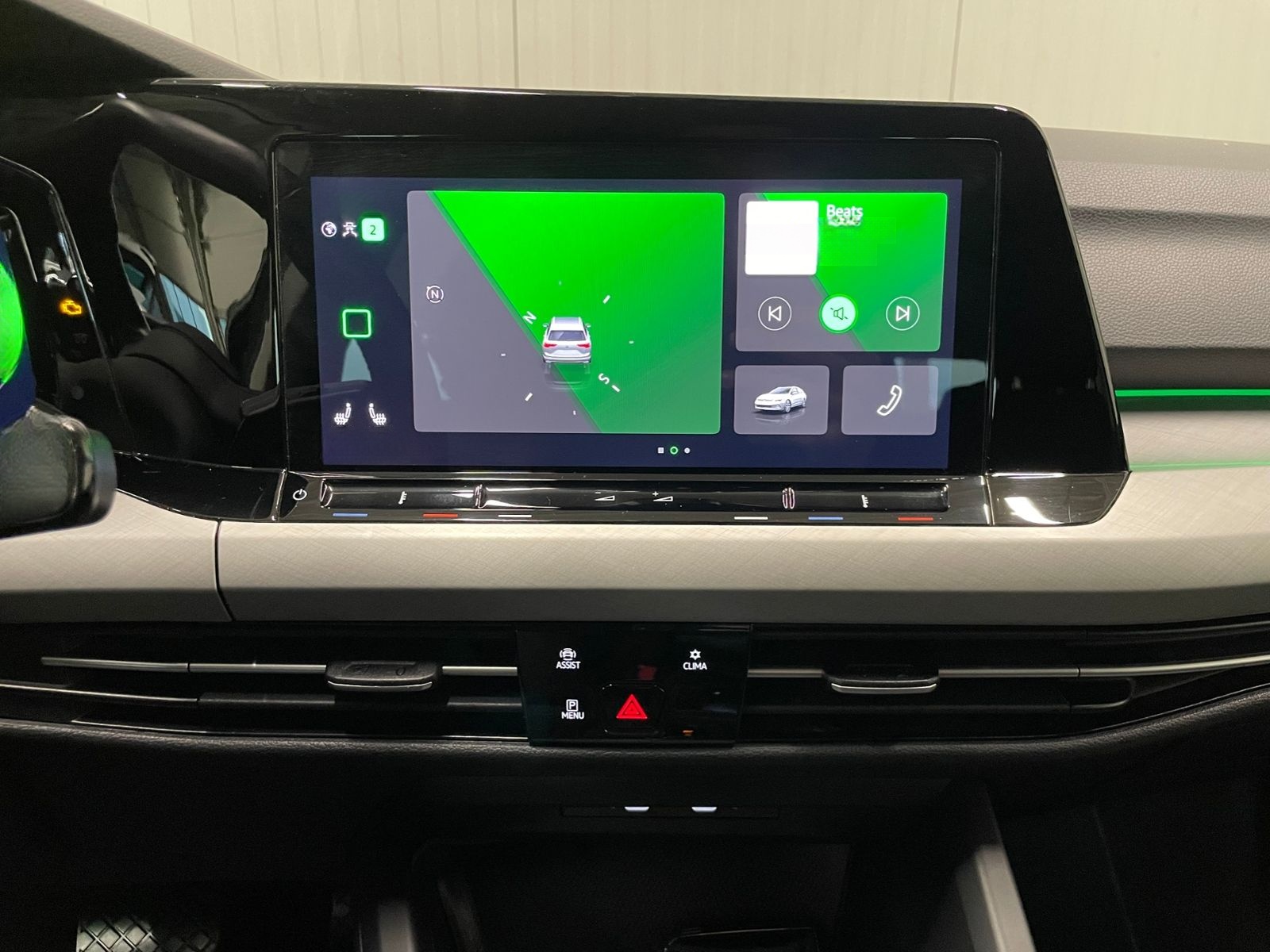 Volkswagen Golf VIII Variant Life 1.0 eTSI DSG RFK NAVI TRA foto 17