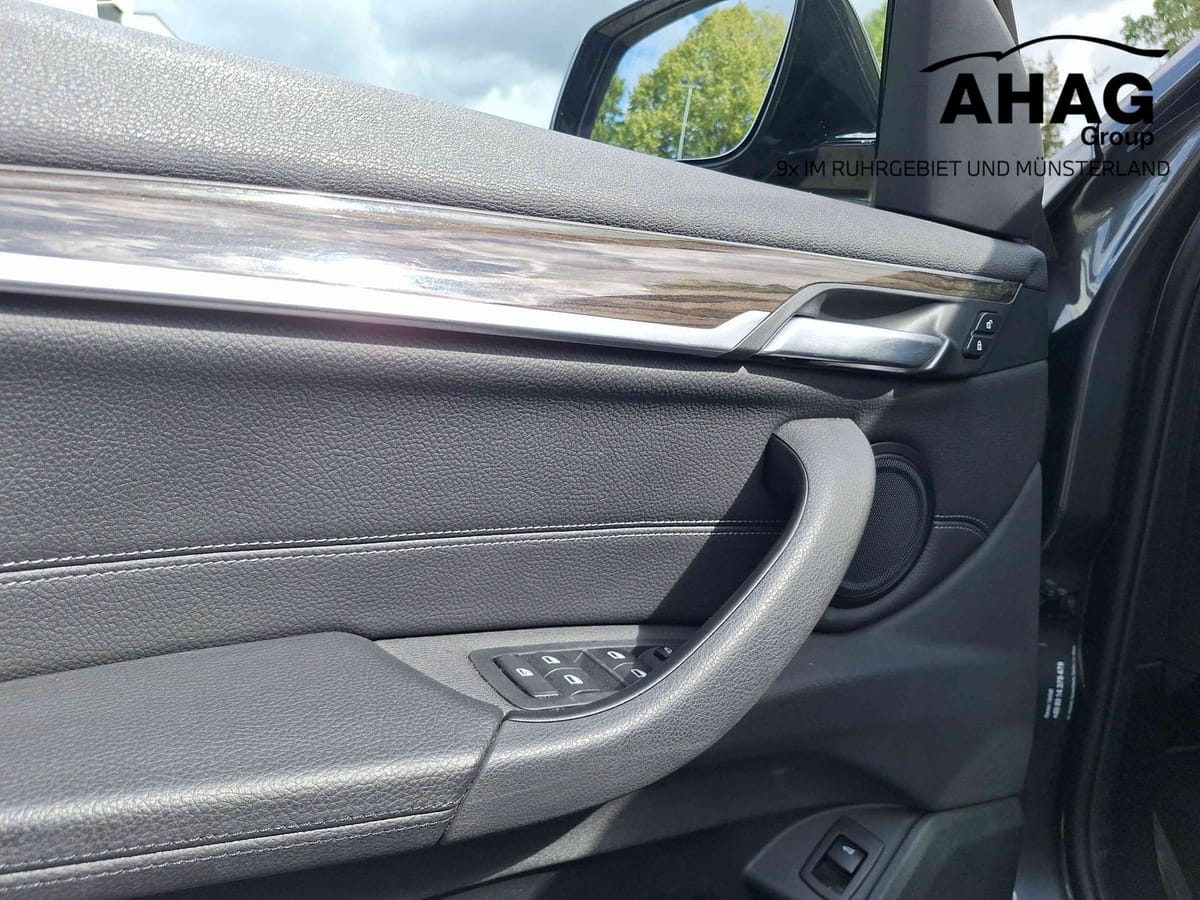 BMW X1 xDrive18d A Sport Line foto 13