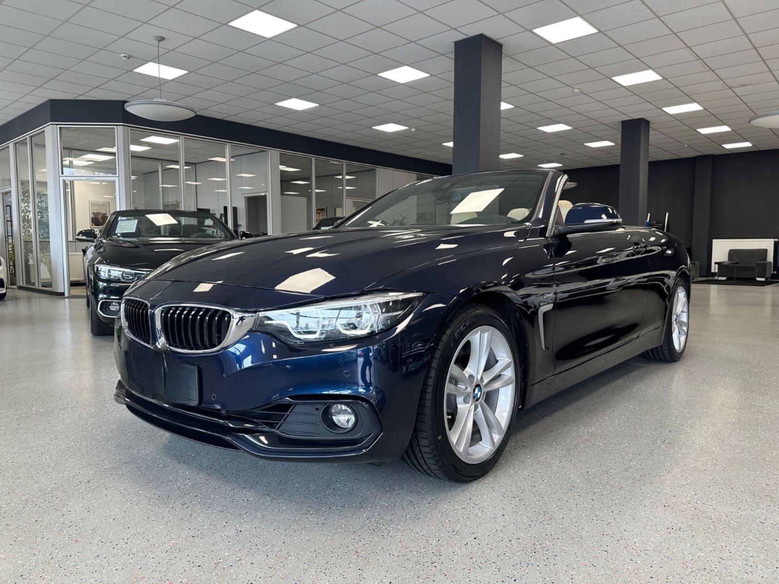 BMW 420i Cabrio Sport Line|DrivingA|Nackenh|BMW Serv foto 4