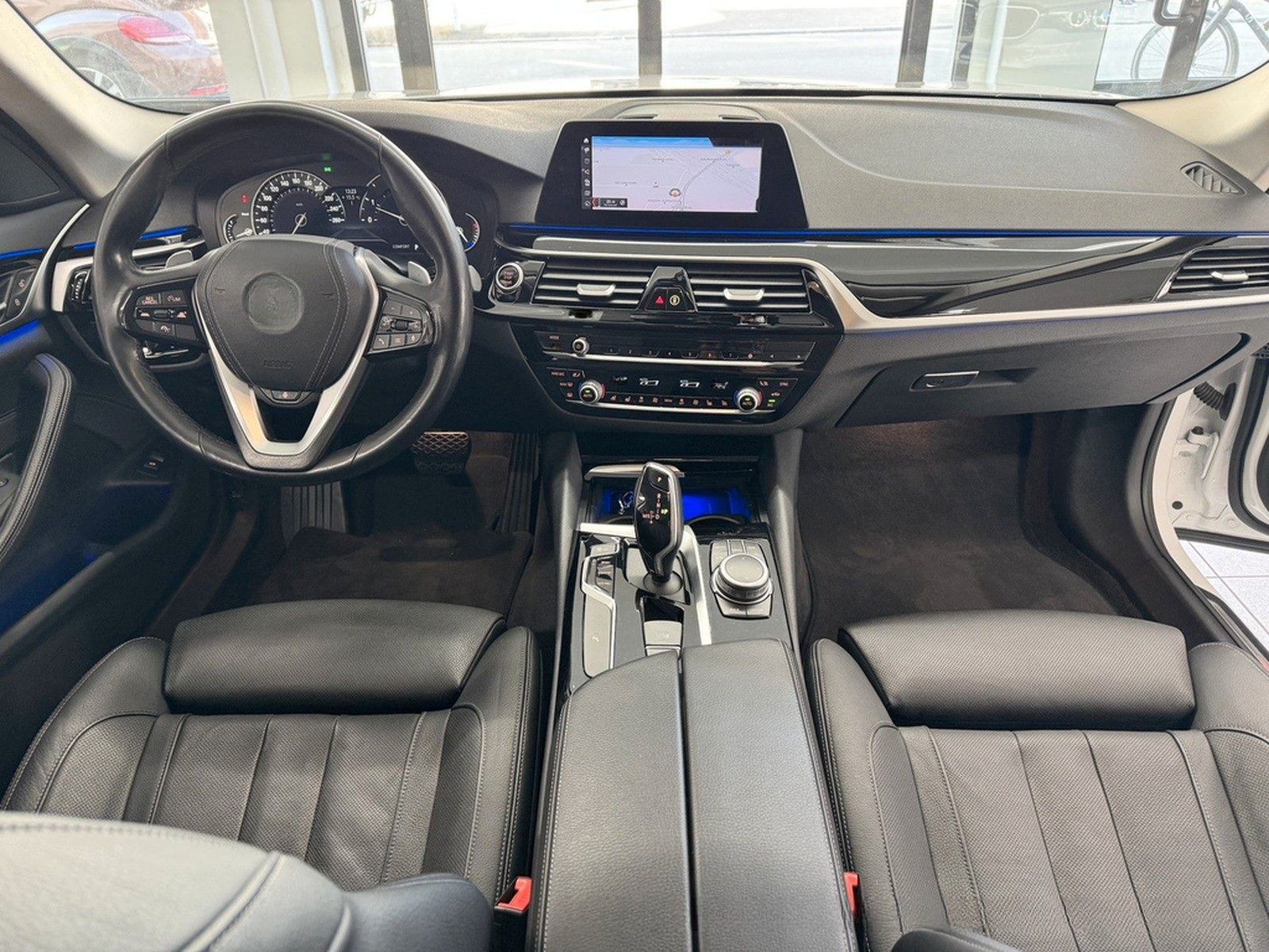 BMW 520 d xDrive Touring Sport Line LEDER KOMFORTSIT foto 23