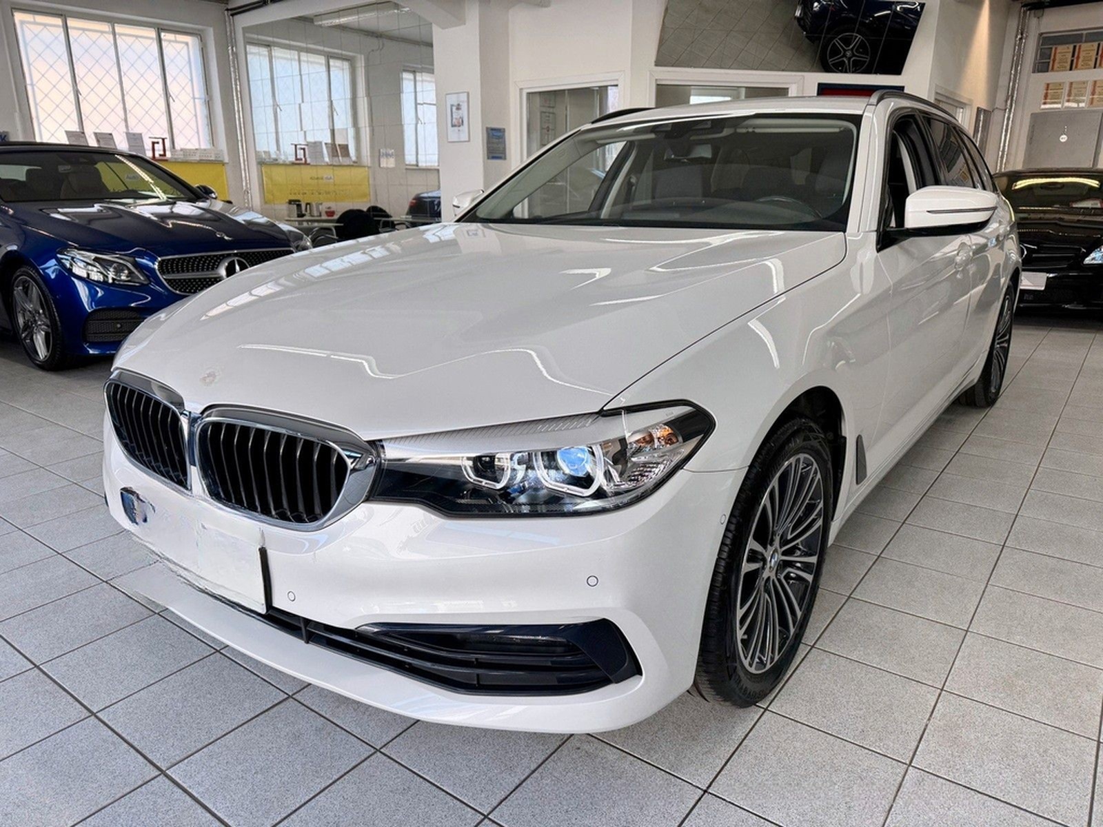 BMW 520 d xDrive Touring Sport Line LEDER KOMFORTSIT foto 35