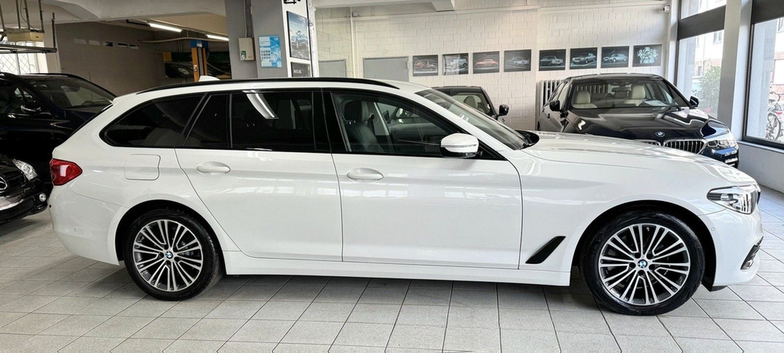 BMW 520 d xDrive Touring Sport Line LEDER KOMFORTSIT foto 6