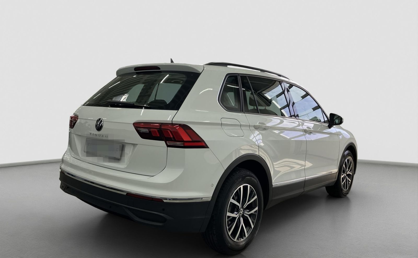 Volkswagen Tiguan Life 1.5 TSI DSG Pano Navi Virtual PDC AC foto 3