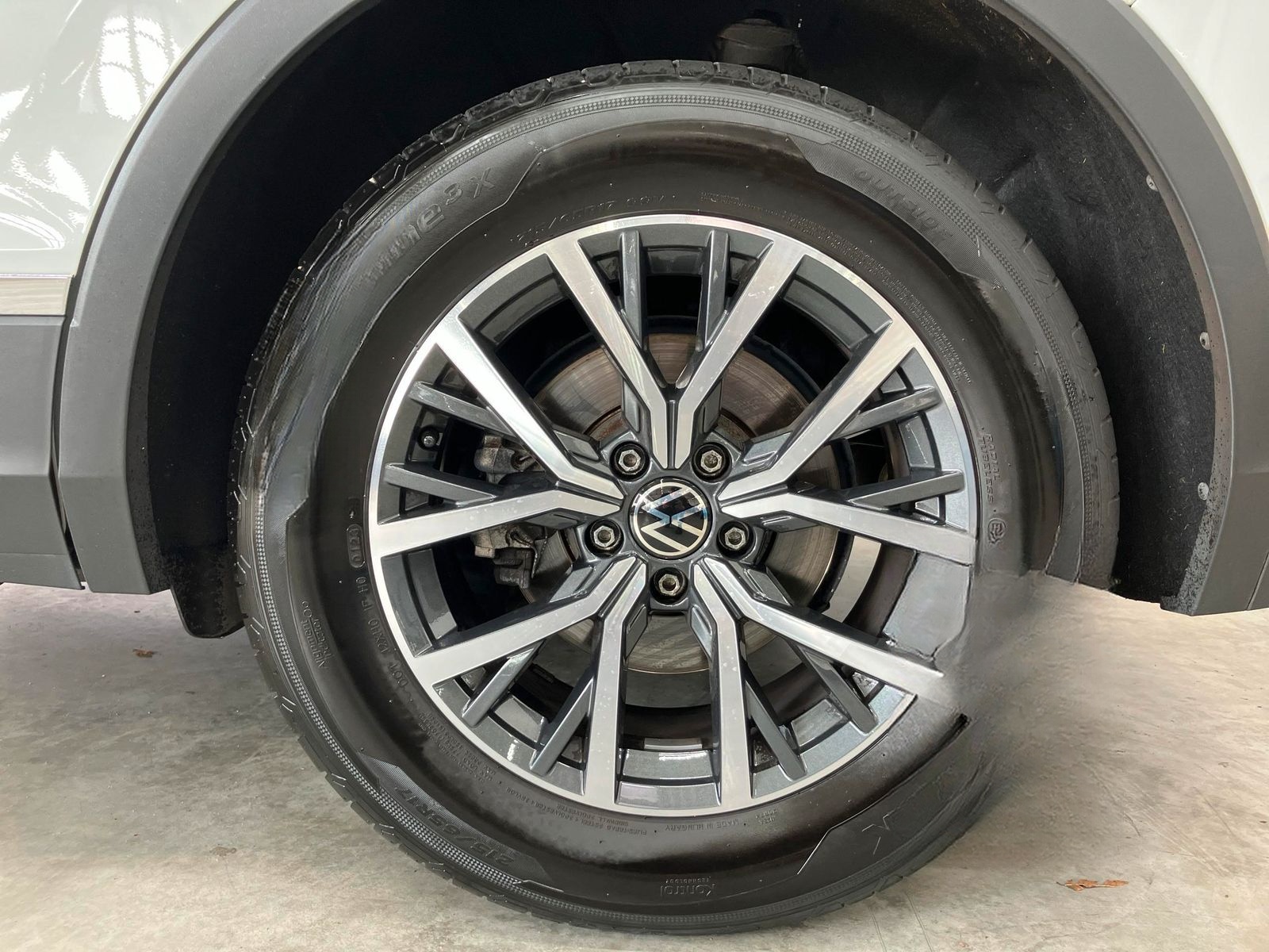 Volkswagen Tiguan Life 1.5 TSI DSG Pano Navi Virtual PDC AC foto 5