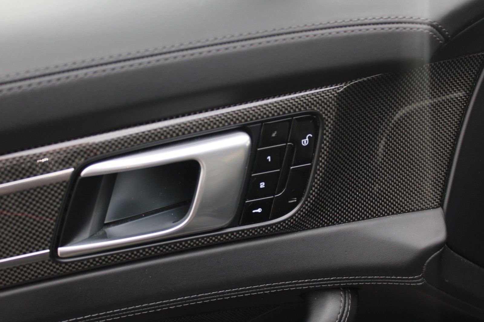 Porsche Panamera Turbo Carbon* foto 15