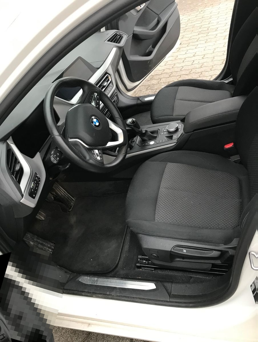 BMW 116i (F40) Advantage *1. Hand *HU neu  *sparsam foto 7