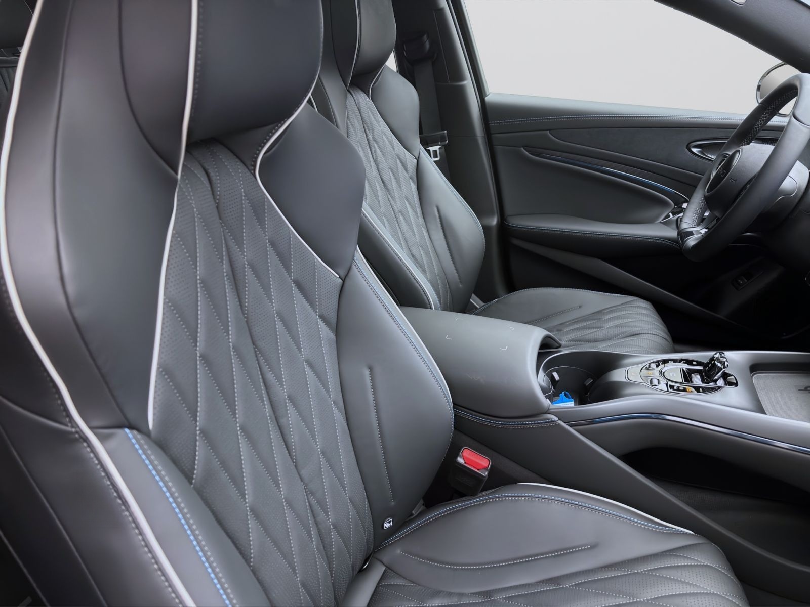 BYD SEAL COMFORT 360* NAVI LM18 PANO PDC foto 15