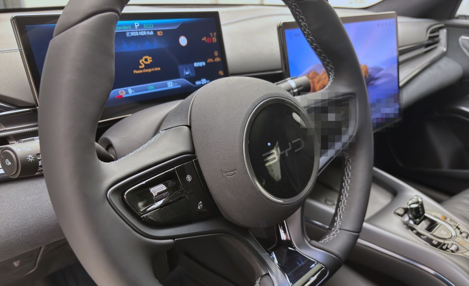 BYD SEAL COMFORT 360* NAVI LM18 PANO PDC foto 18