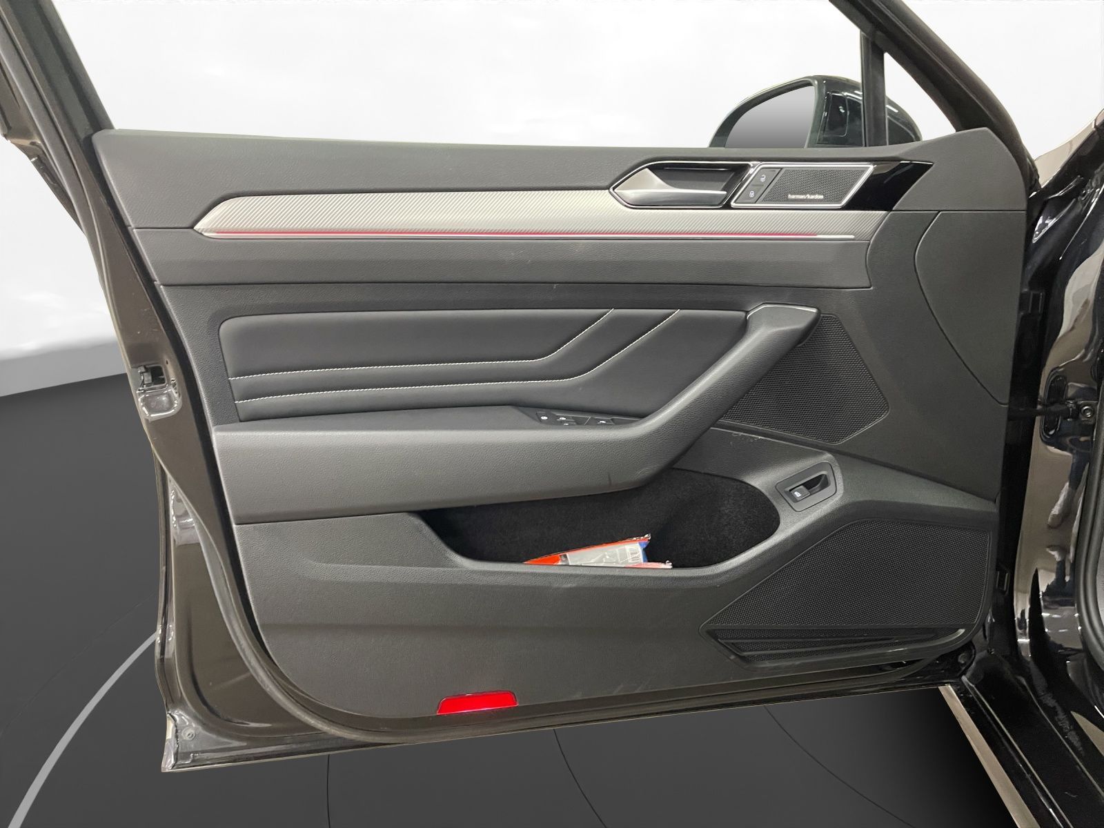 Volkswagen Passat Variant 2.0 TDI 4M R-Line AHK Pano LM 19" foto 12