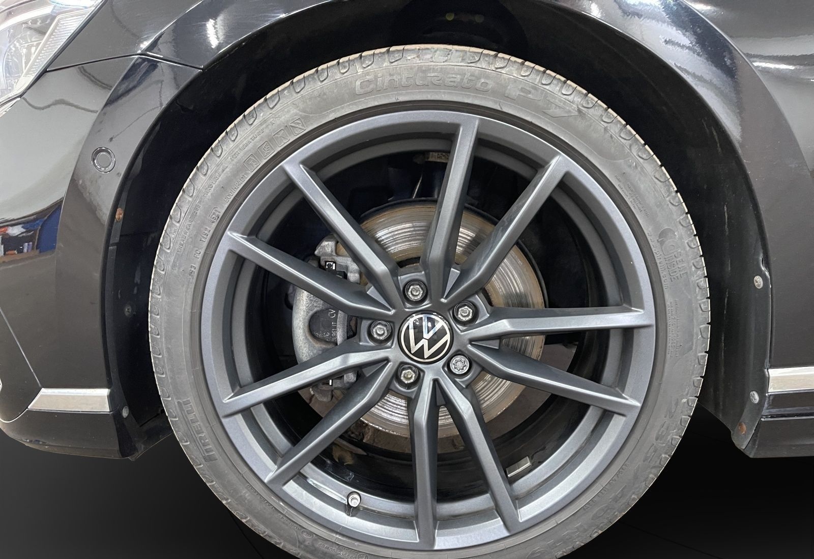 Volkswagen Passat Variant 2.0 TDI 4M R-Line AHK Pano LM 19" foto 13