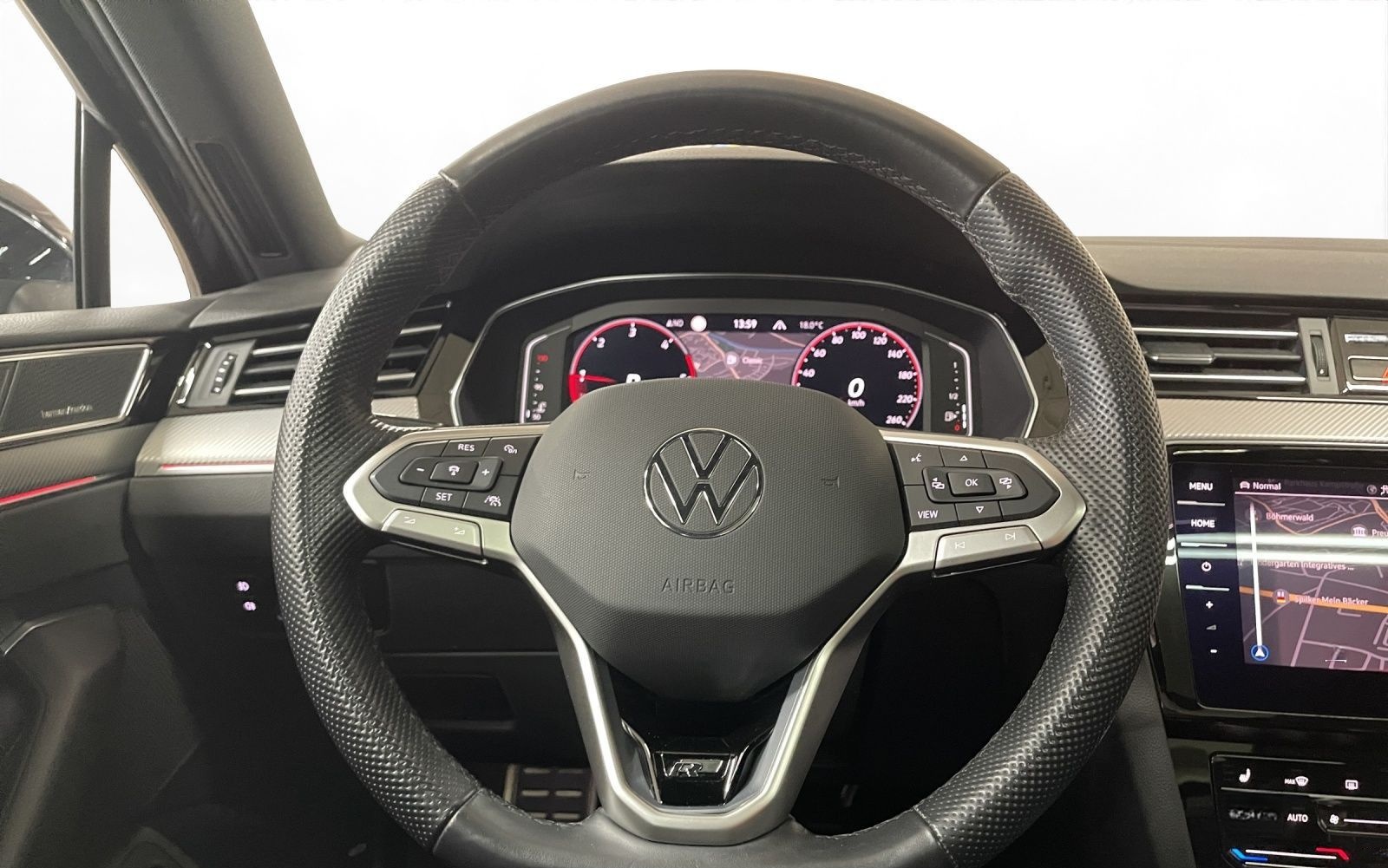 Volkswagen Passat Variant 2.0 TDI 4M R-Line AHK Pano LM 19" foto 21