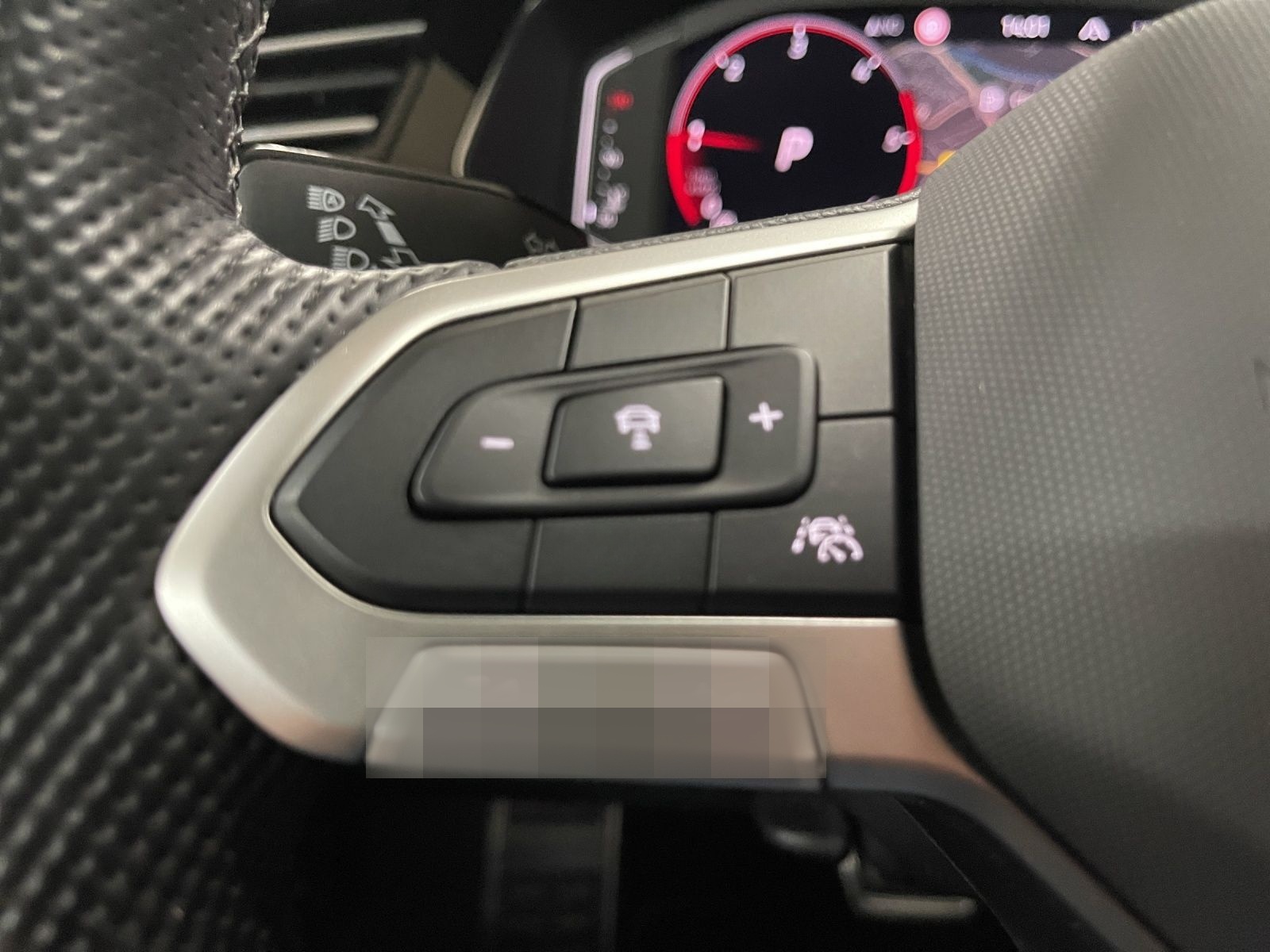 Volkswagen Passat Variant 2.0 TDI 4M R-Line AHK Pano LM 19" foto 25