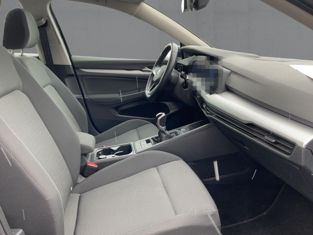 Volkswagen Golf VIII 1.0 TSI 5JG+LED+SHZ+2xPDC+APP+AHK+DAB foto 12