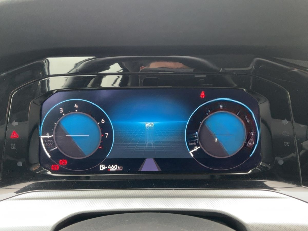 Volkswagen Golf VIII 1.0 TSI 5JG+LED+SHZ+2xPDC+APP+AHK+DAB foto 21