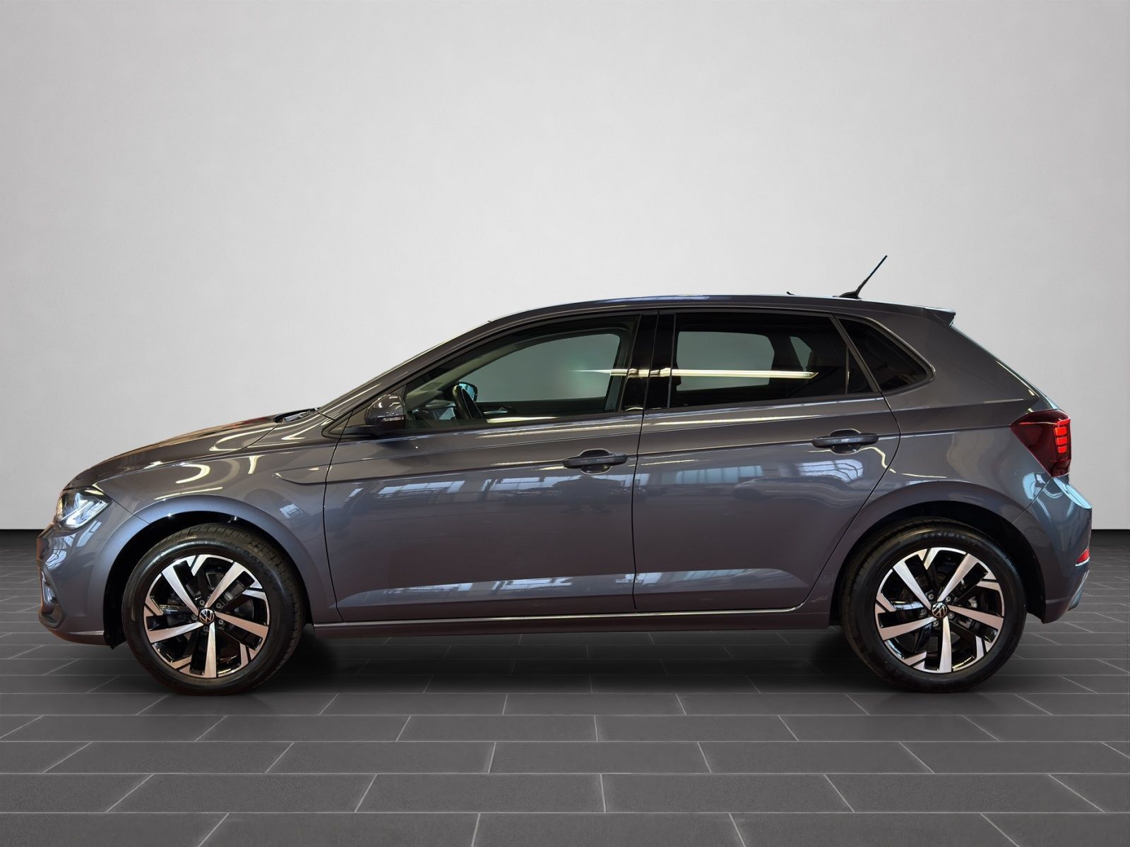 Volkswagen Polo 1.0 TSI DSG Active *Navi*Pano*IQ.Drive*Kame foto 8