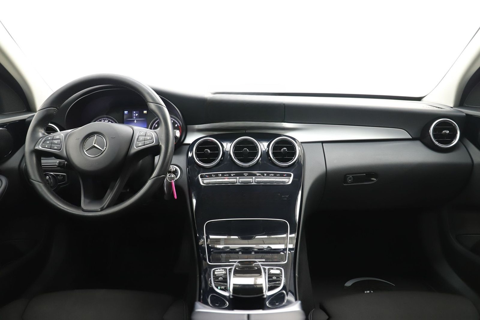 Mercedes-Benz C 200 CGI 184PS 9G Standheizung Navi R-Cam foto 14