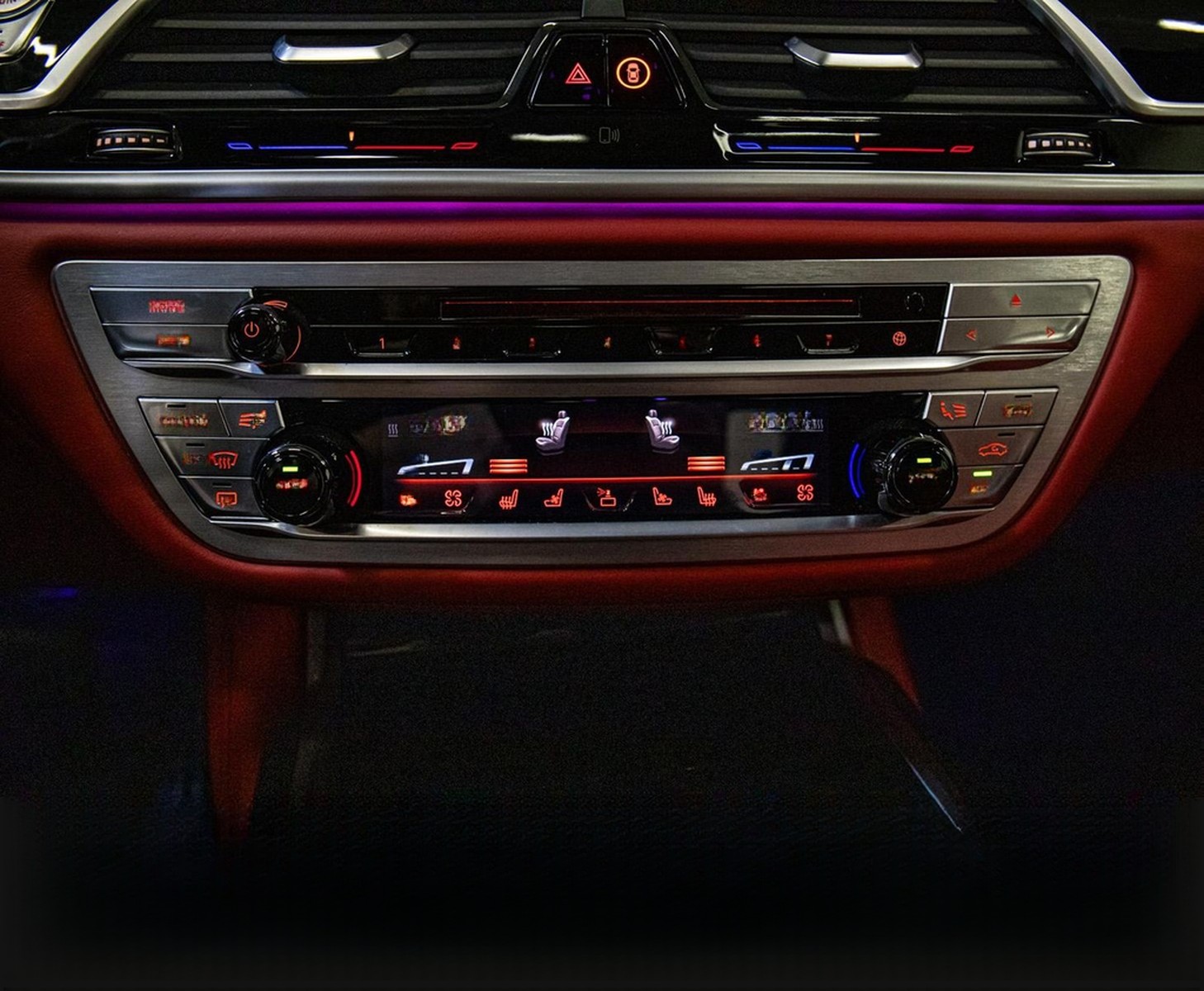 BMW 750il xDrive M-Sport LED PANO Bo&Wi 360° HuD foto 17