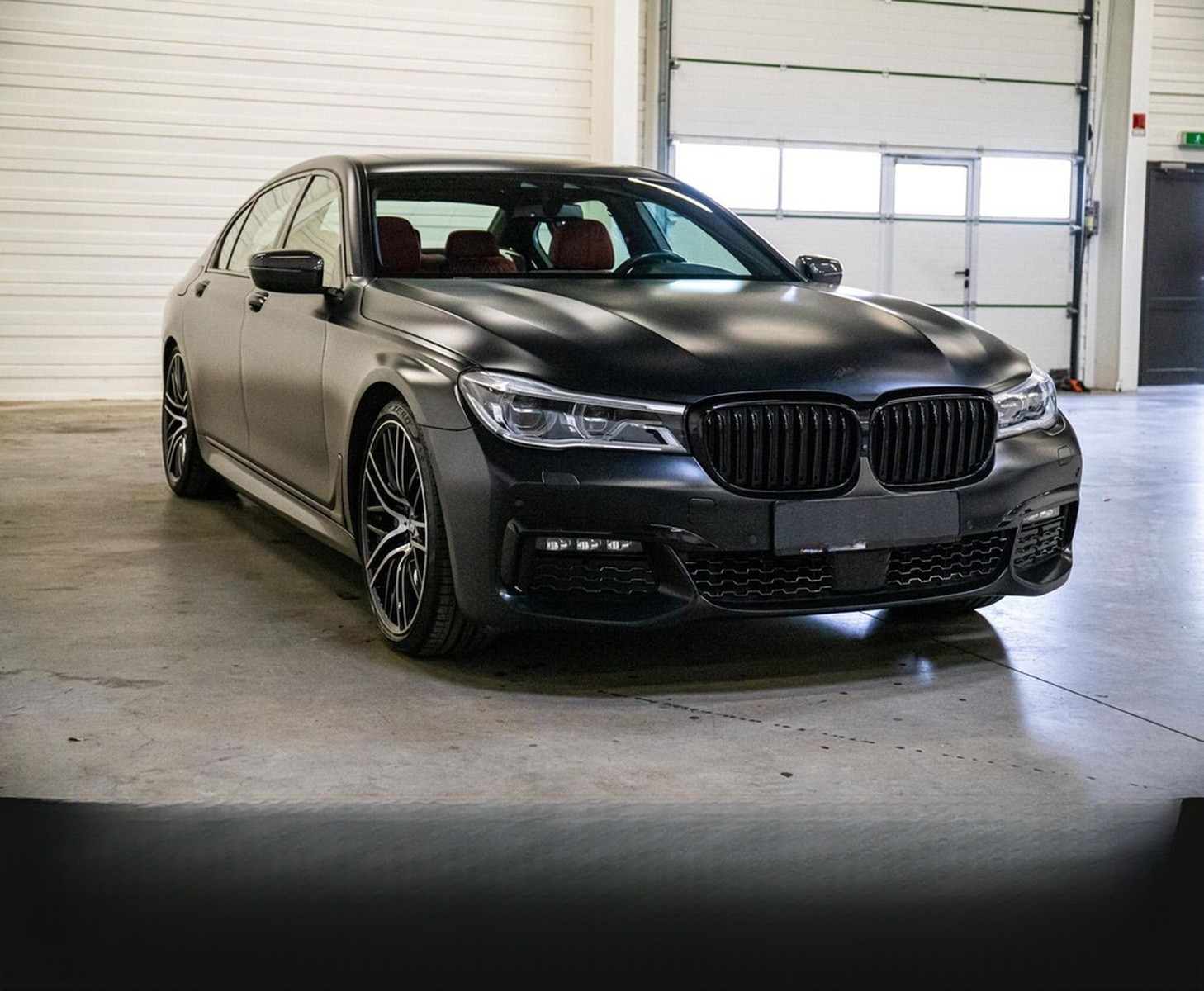 BMW 750il xDrive M-Sport LED PANO Bo&Wi 360° HuD foto 3