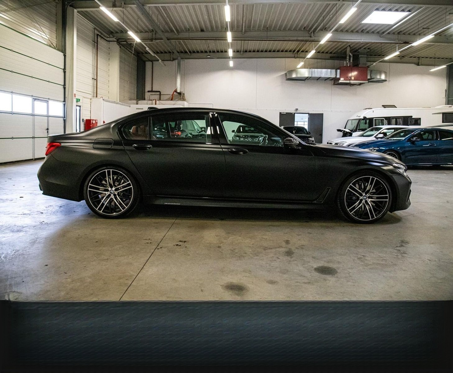BMW 750il xDrive M-Sport LED PANO Bo&Wi 360° HuD foto 4