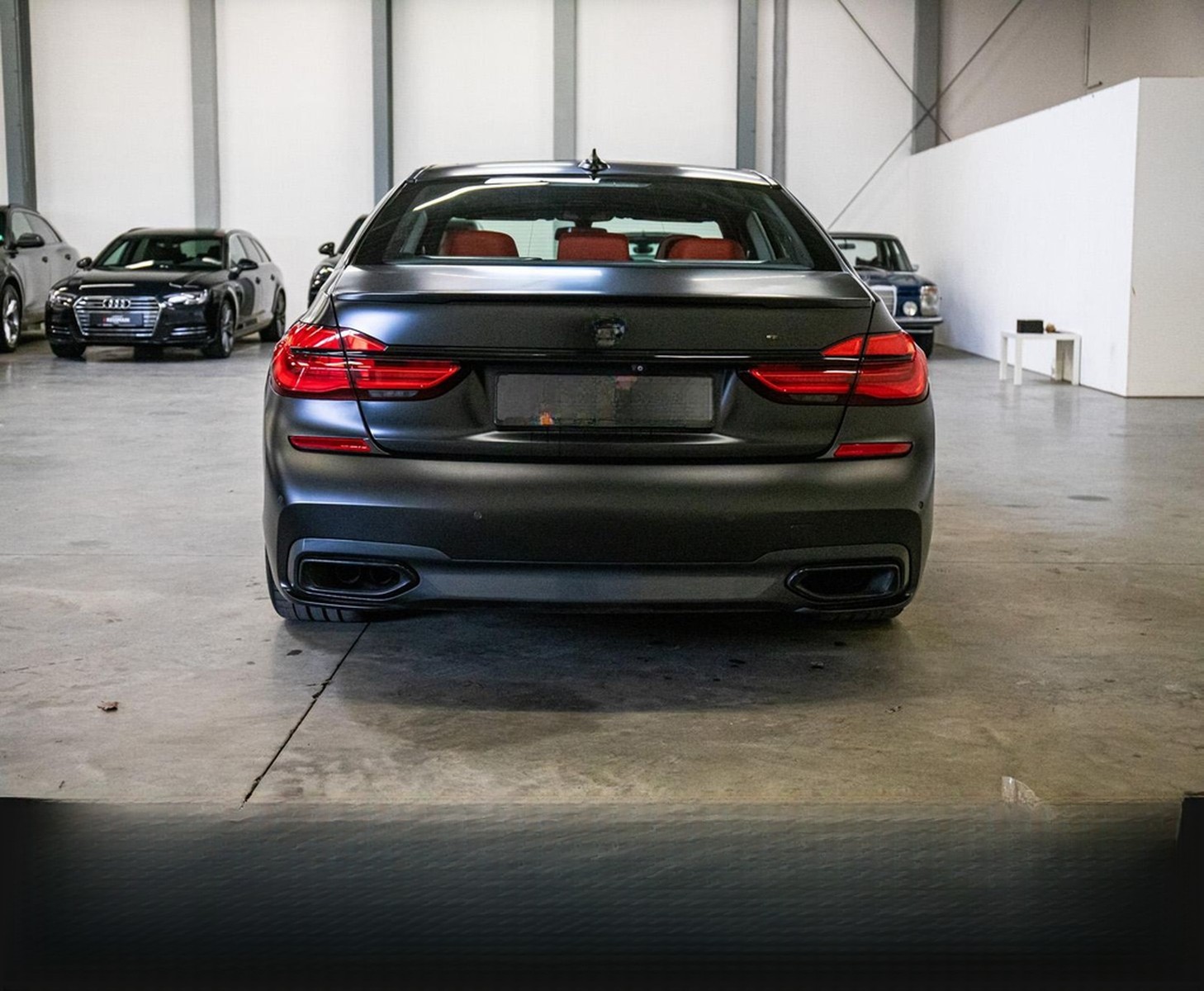 BMW 750il xDrive M-Sport LED PANO Bo&Wi 360° HuD foto 6