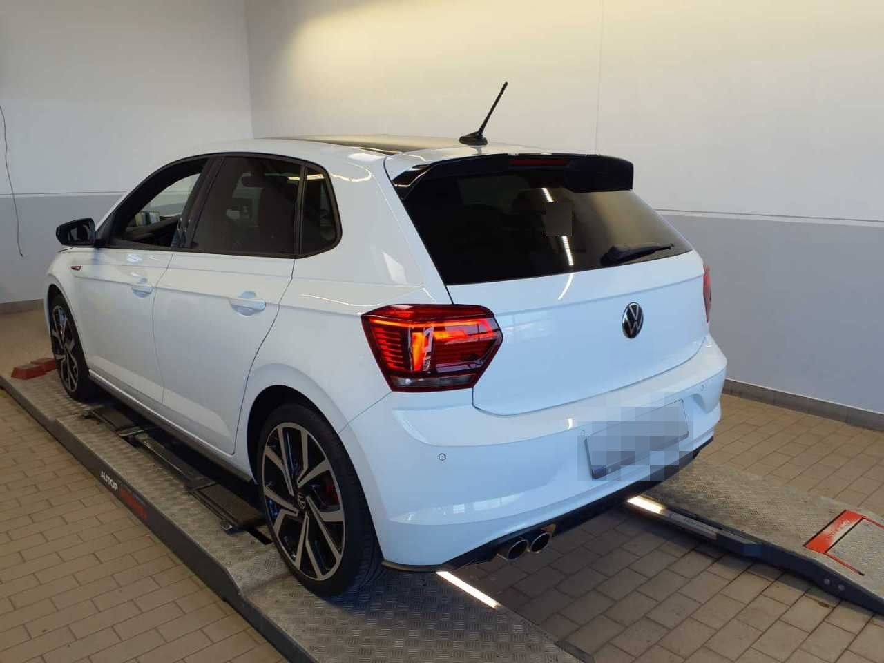 Volkswagen Polo GTI DSG +ROOFPACK+LED+KAMERA+ACC+DIGITAL+SH foto 8