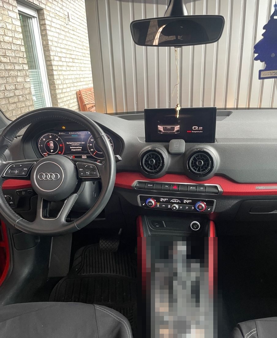 Audi Q2 30 TDI S tronic sport sport foto 3