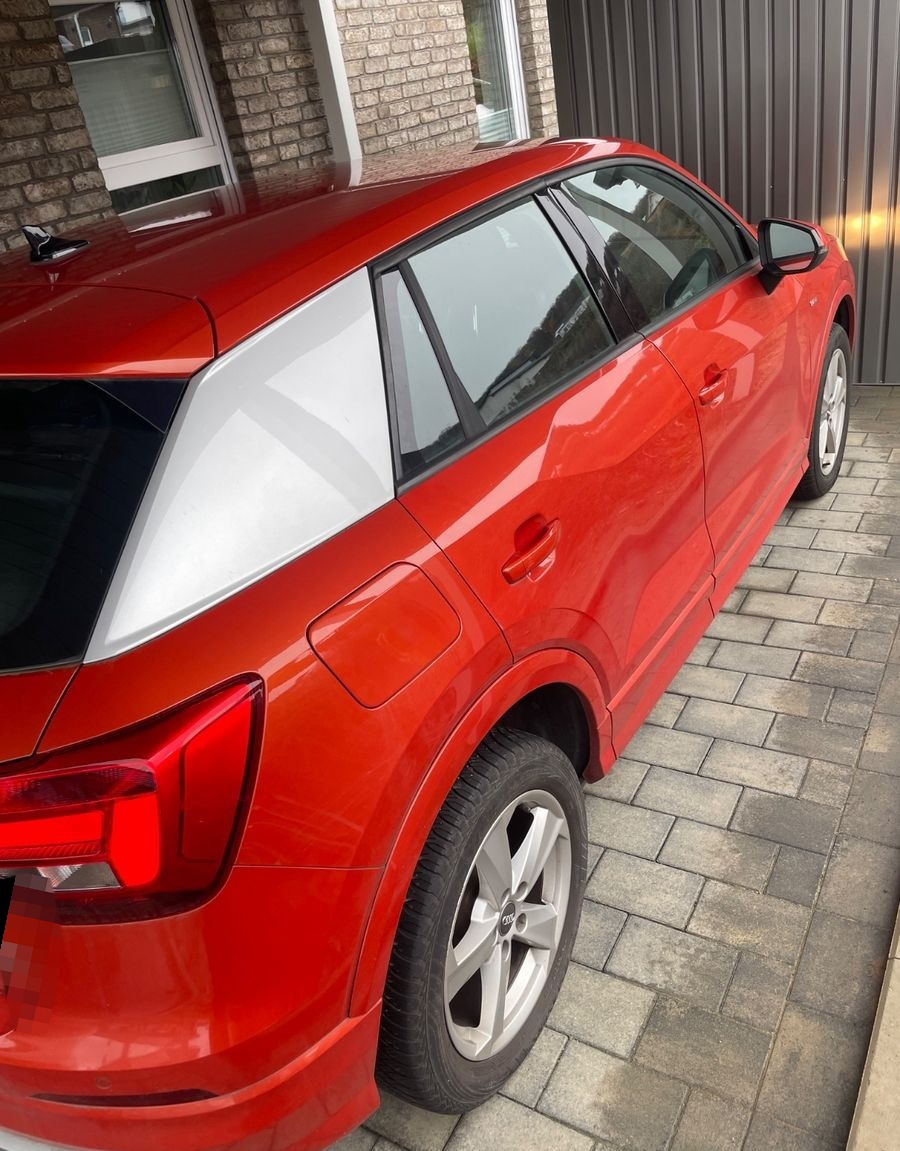 Audi Q2 30 TDI S tronic sport sport foto 4