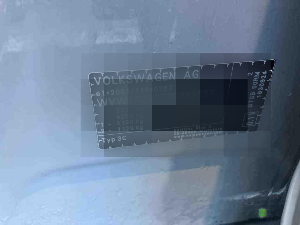 Volkswagen Passat Variant 2.0 TDI Business DSG LED / Kamera foto 12