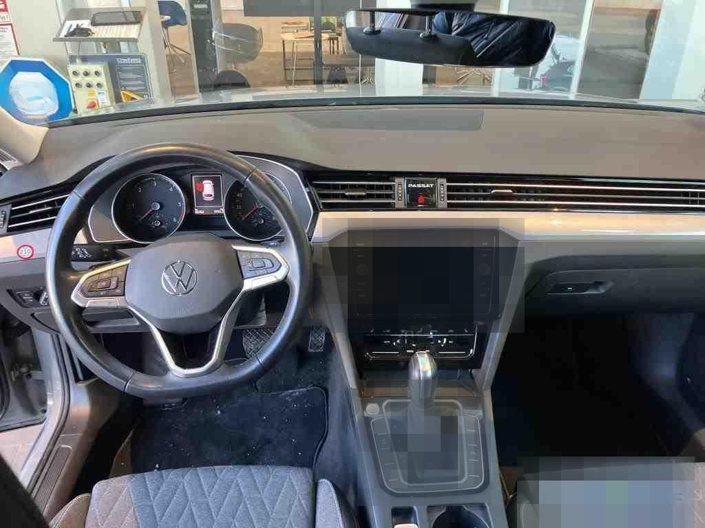 Volkswagen Passat Variant 2.0 TDI Business DSG LED / Kamera foto 6