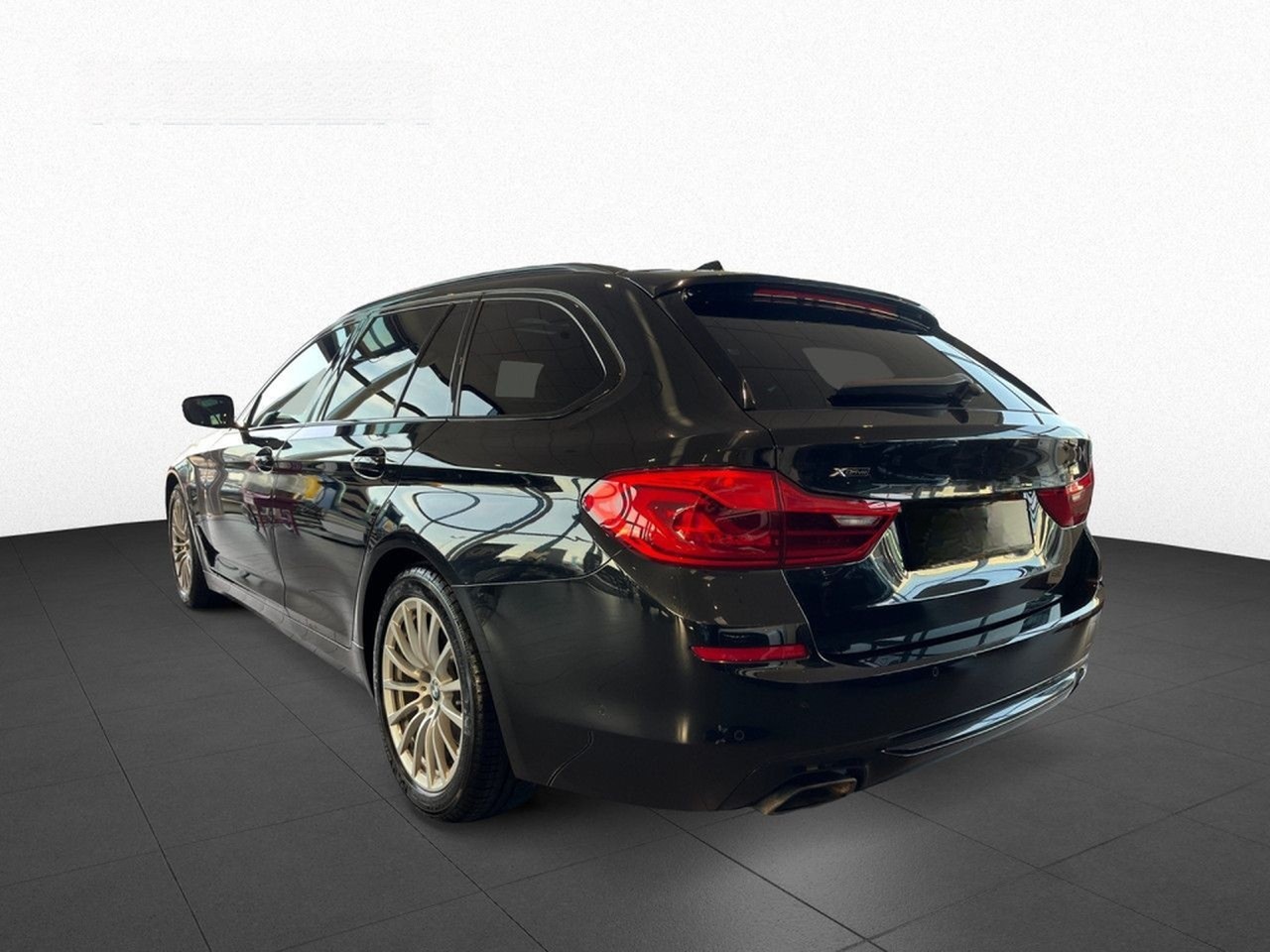 BMW 540i xDrive Tour. Sport HUD ACC adLED Hi/Fi Pano foto 5