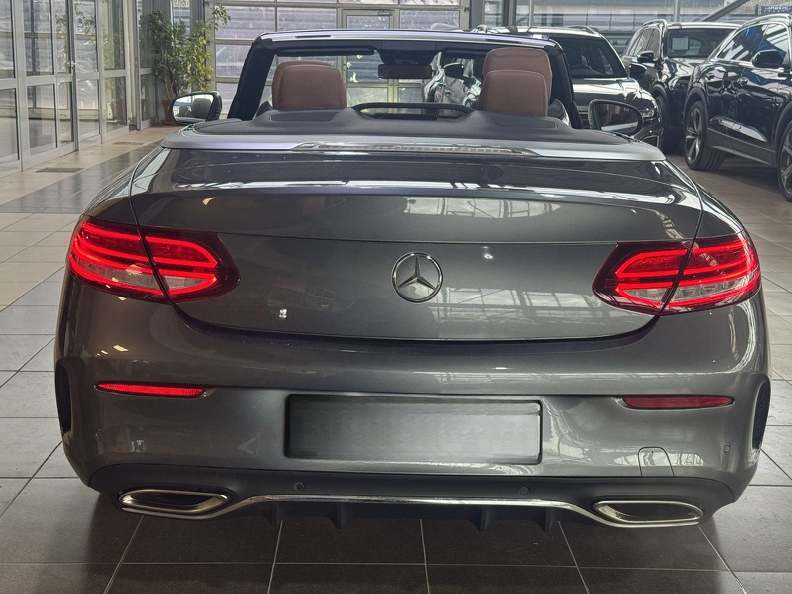 Mercedes-Benz C 180 AMG Paket Leder LED Tempomat R.Cam Navi foto 5