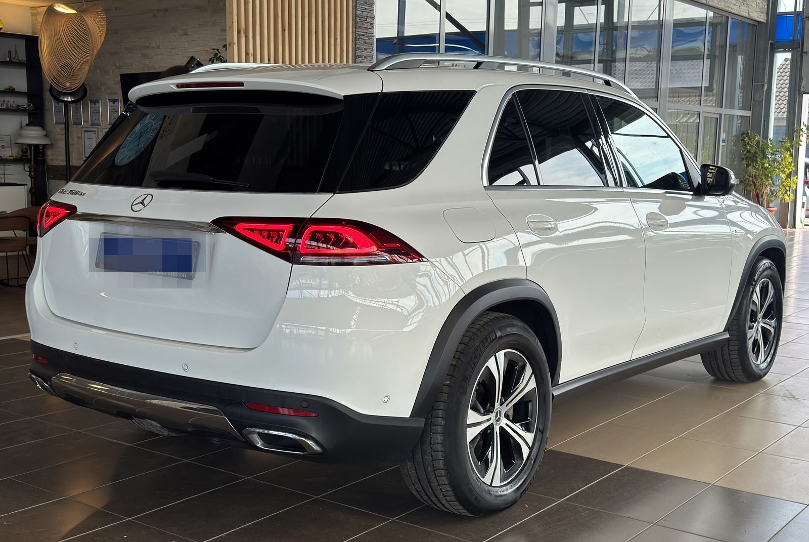 Mercedes-Benz GLE 350 4M*AMG-Line*LED*SHZ*ACC*AHK*Navi*360Cam foto 6