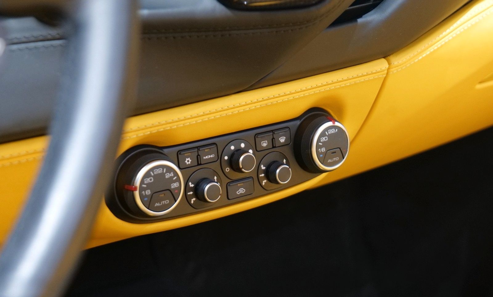 Ferrari 488 Spider *JBL*Carbon*Lift*F1-LED*PPF* foto 21