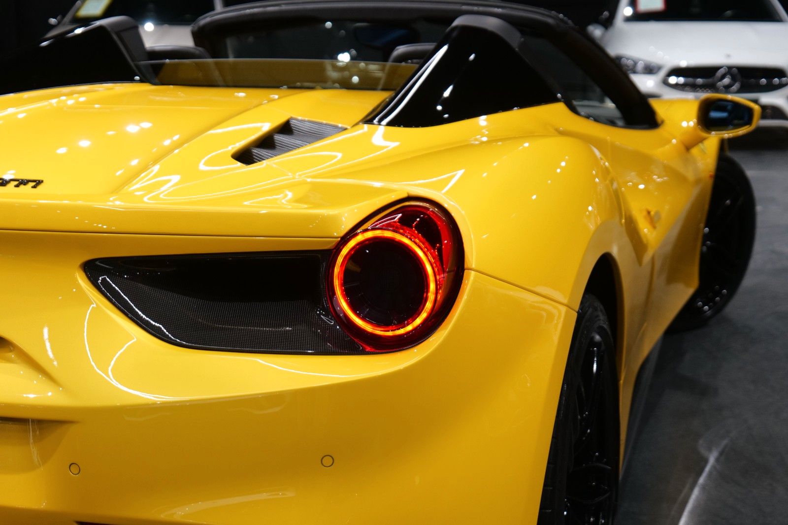 Ferrari 488 Spider *JBL*Carbon*Lift*F1-LED*PPF* foto 10