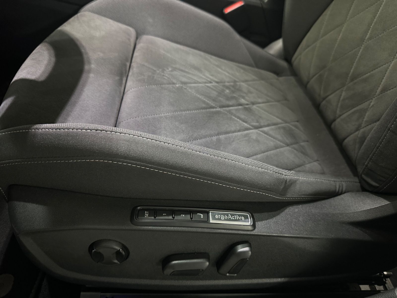 Volkswagen Golf 1.5 Variant Life/LED/ACC/Kamera/Sthzg/Navi foto 21