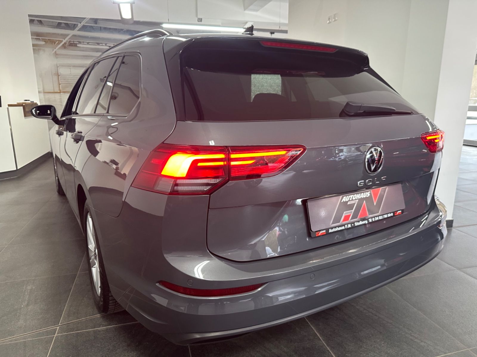 Volkswagen Golf 1.5 Variant Life/LED/ACC/Kamera/Sthzg/Navi foto 8