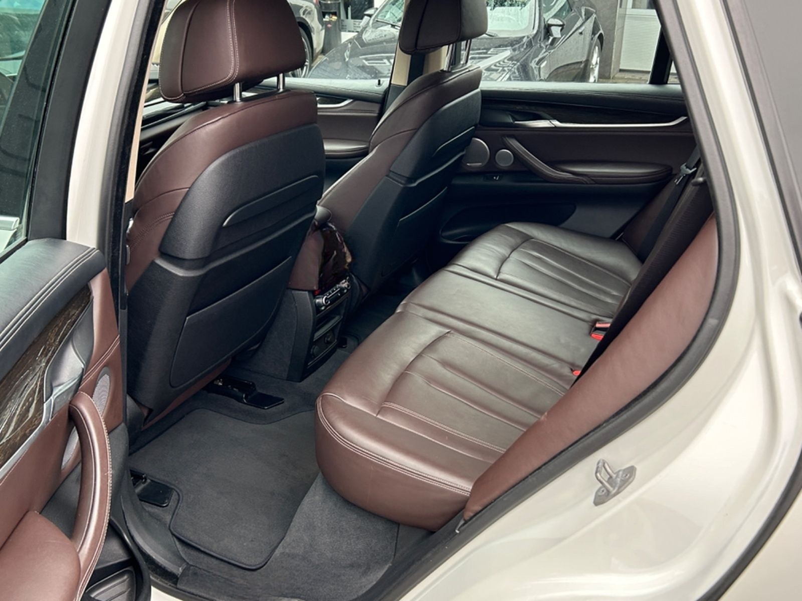 BMW X5 xDrive 50 i Keyless/Softcl./Head-Up/Bang&Oluf foto 14