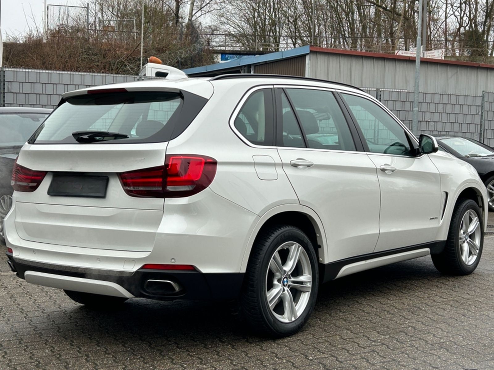BMW X5 xDrive 50 i Keyless/Softcl./Head-Up/Bang&Oluf foto 4