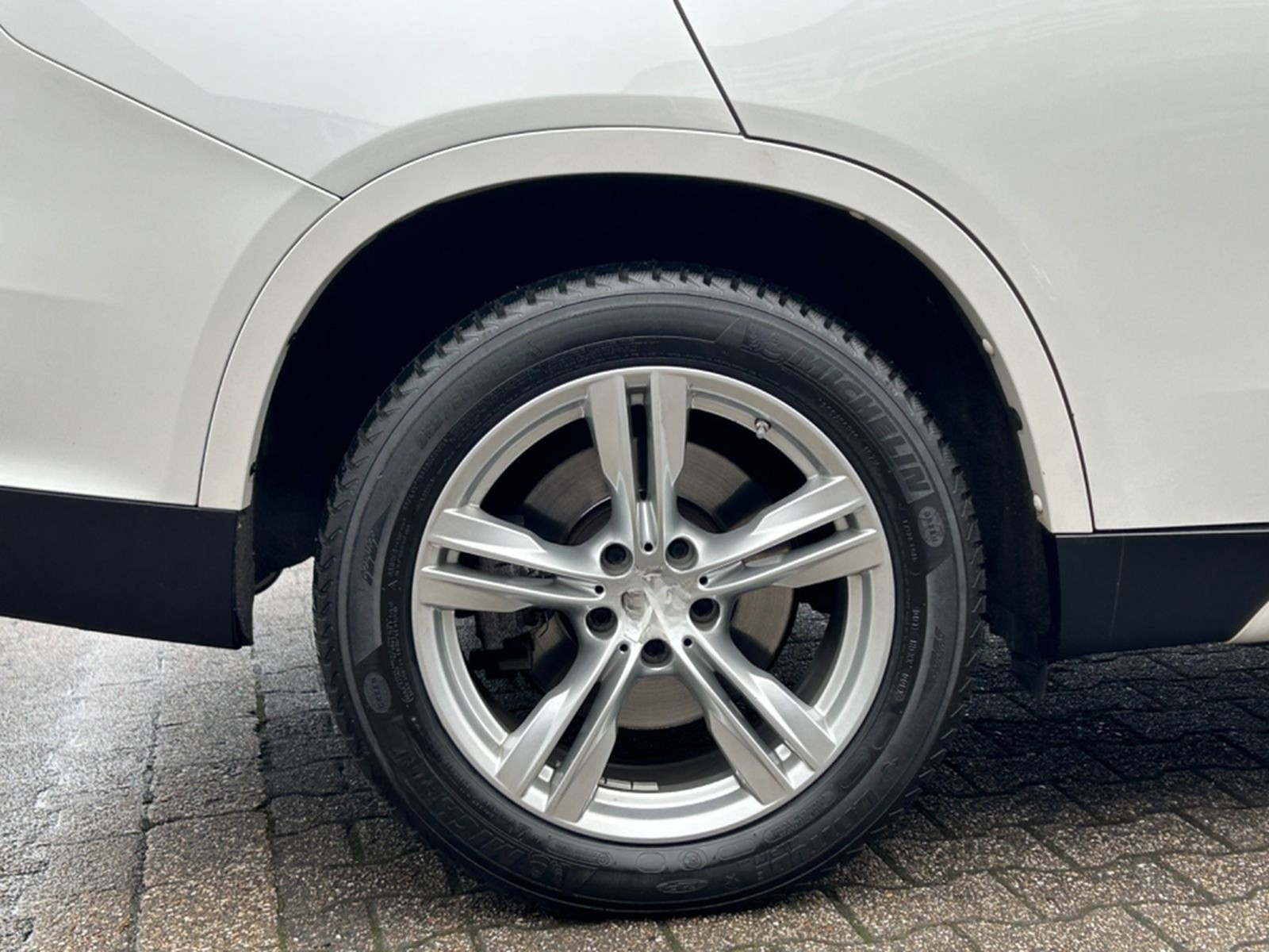 BMW X5 xDrive 50 i Keyless/Softcl./Head-Up/Bang&Oluf foto 9