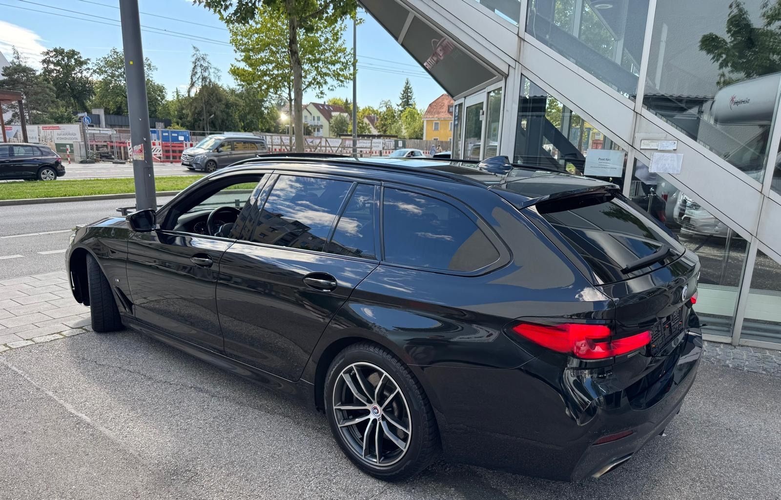 BMW 530d Touring M-Paket foto 5