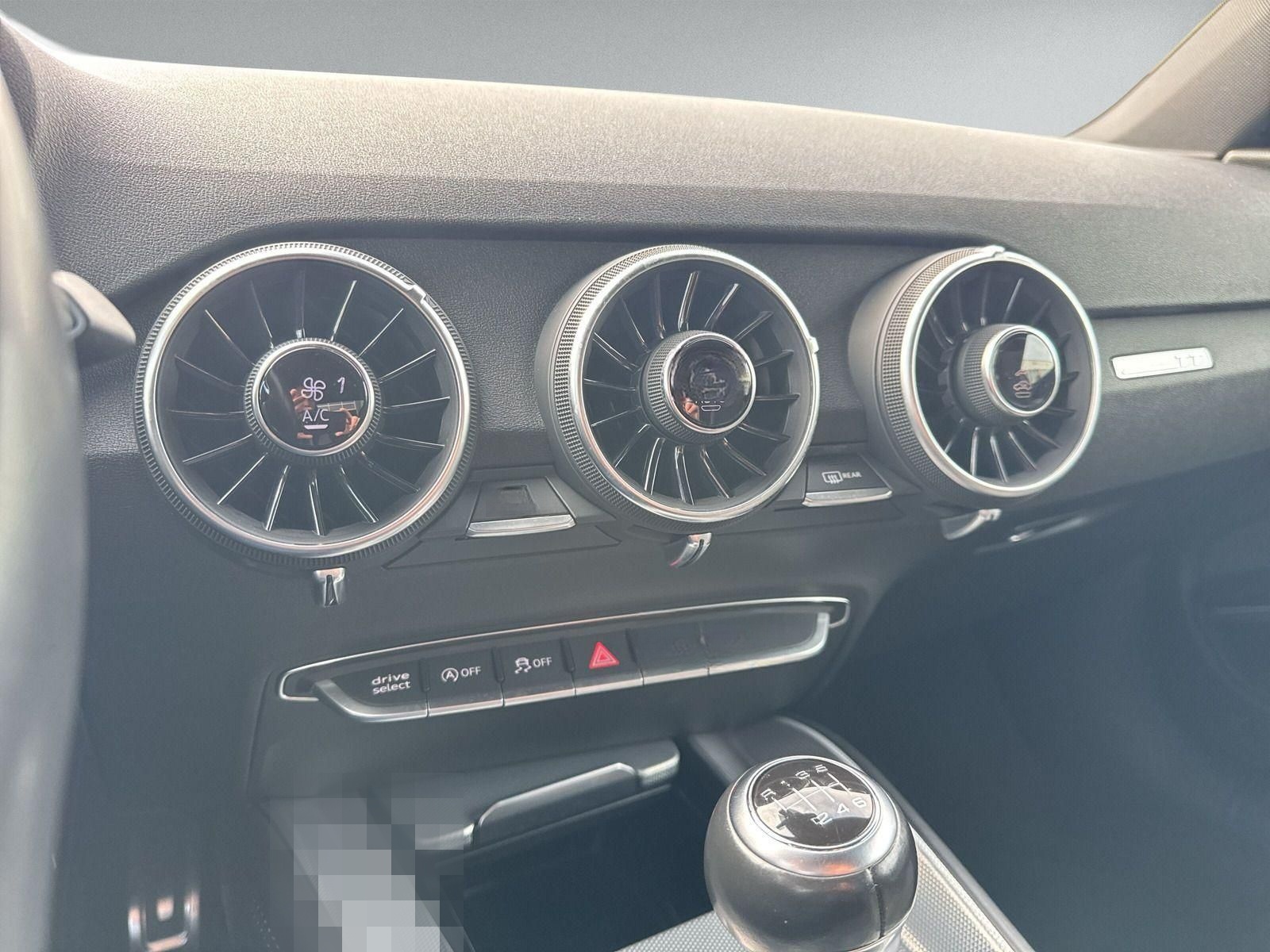 Audi TT Coupe 1.8 TFSI S line Selection foto 18