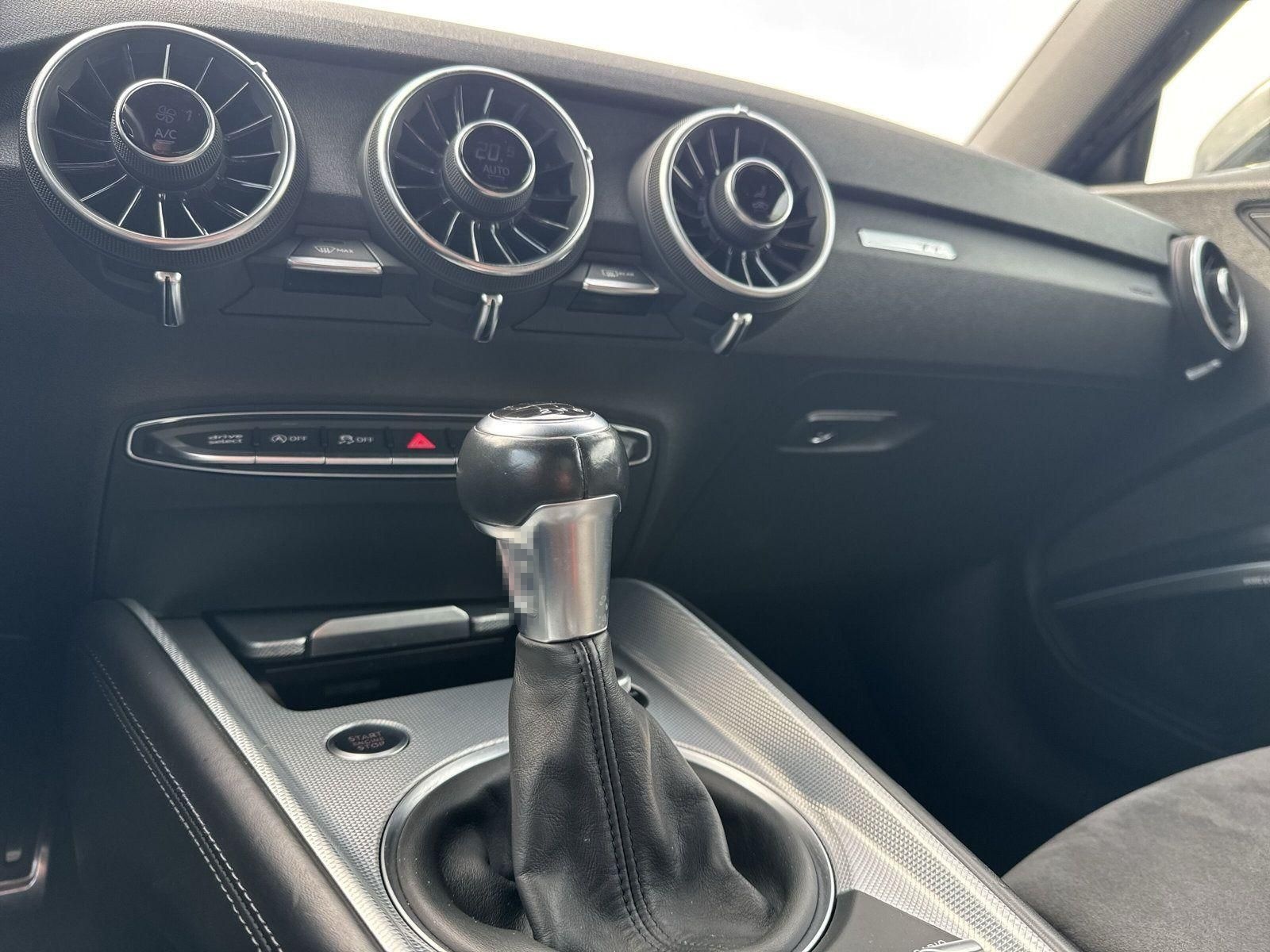 Audi TT Coupe 1.8 TFSI S line Selection foto 19