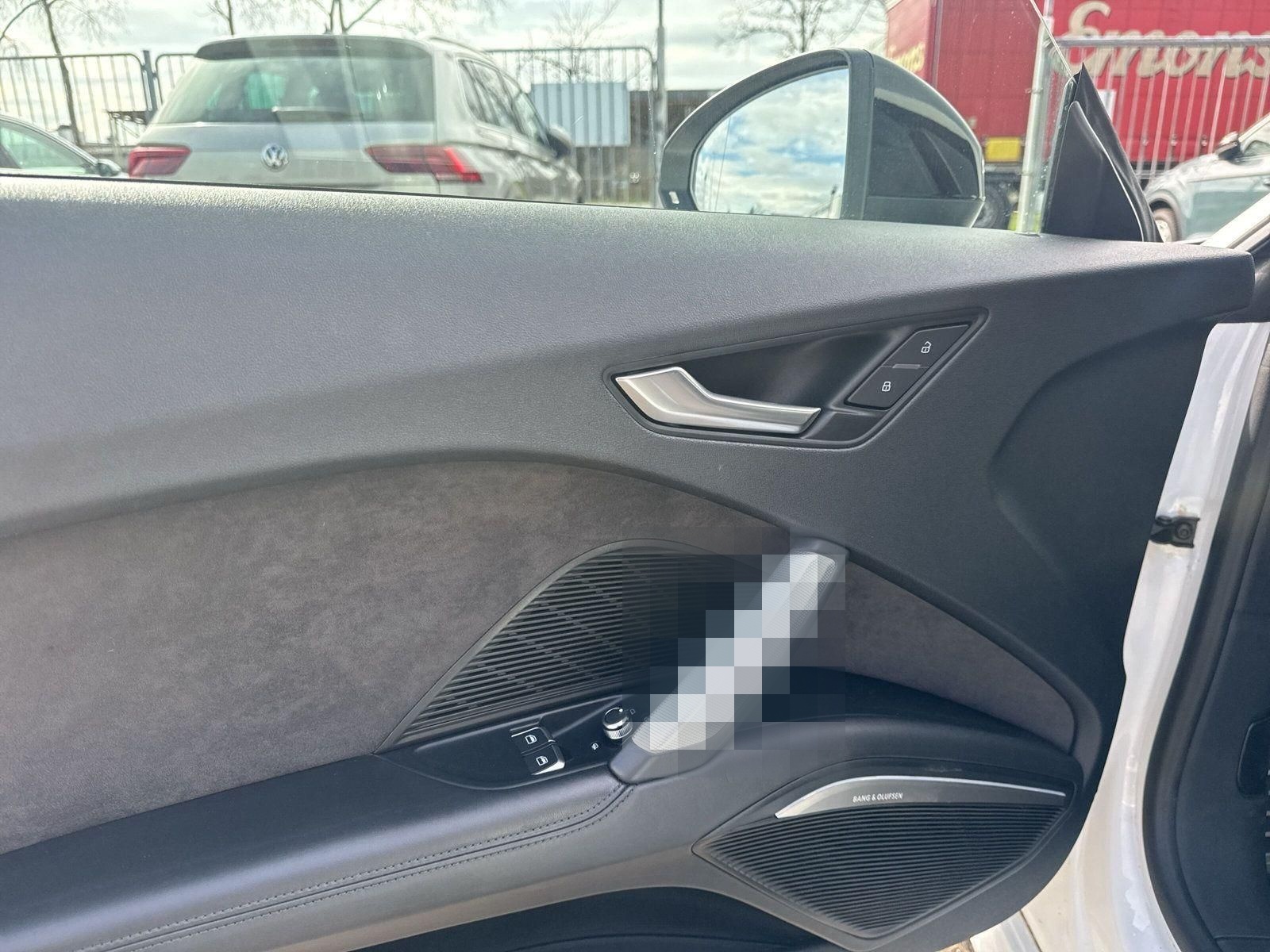 Audi TT Coupe 1.8 TFSI S line Selection foto 20