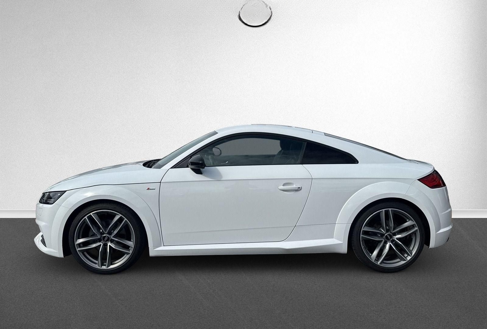 Audi TT Coupe 1.8 TFSI S line Selection foto 4