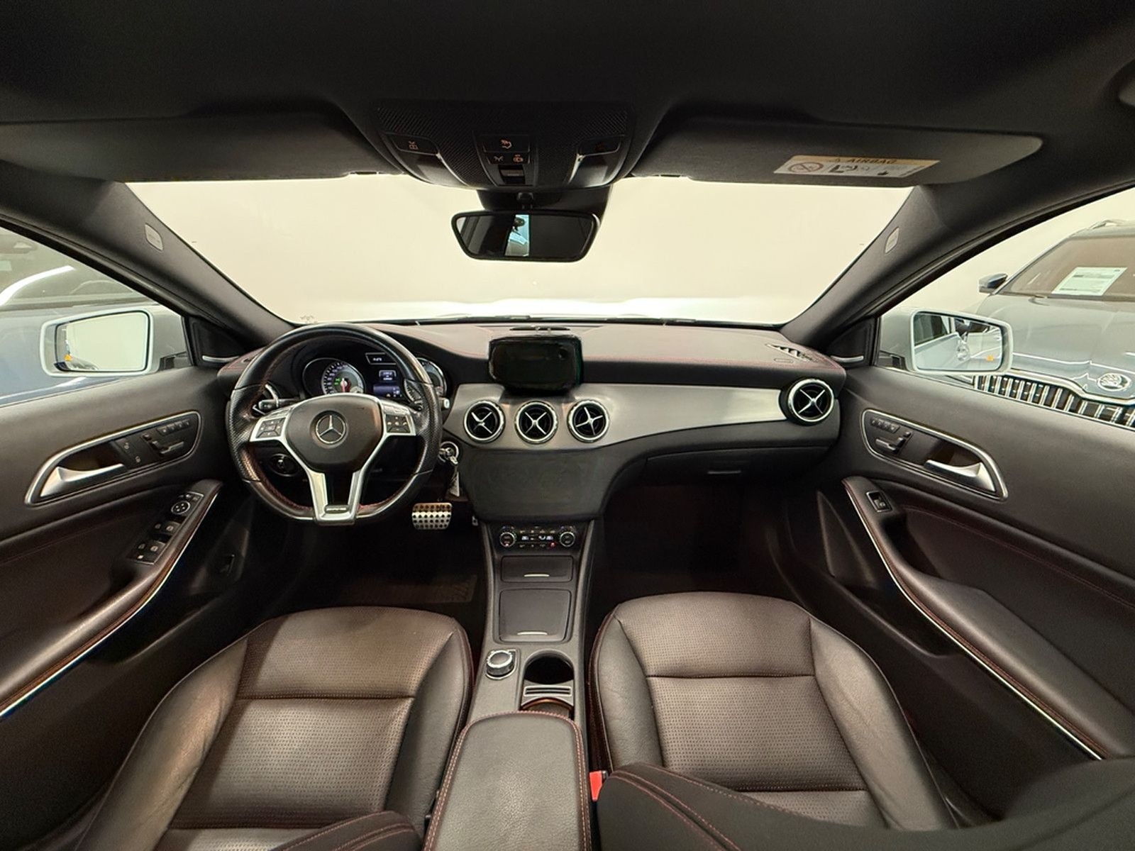 Mercedes-Benz GLA 250 4Matic AMG Line PANORAMA DISTRONIC LED foto 20