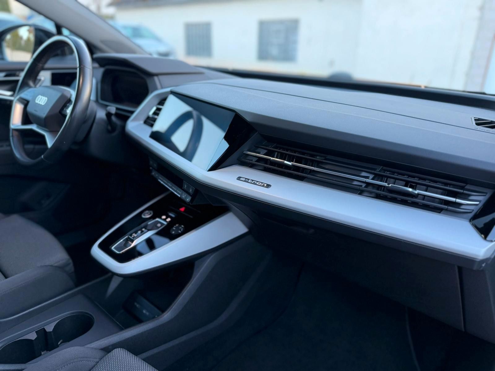 Audi Q4 e-tron Sportback 40 e-tron basis foto 20